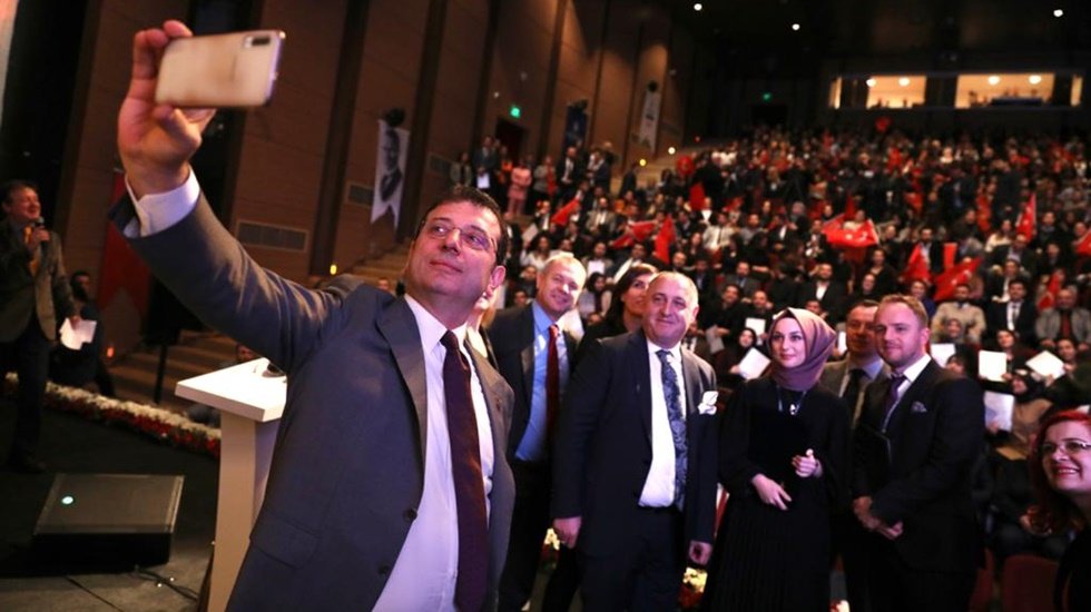 İmamoğlu: “Kendinize ‘İstanbulluyum’ derseniz şehre zarar vermezsiniz”