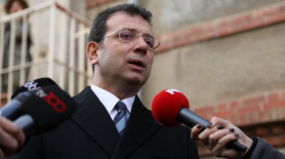 Kartal Kaymakamlığı'ndan İmamoğlu'nun davası &ouml;ncesi 'toplanma ve basın a&ccedil;ıklaması' yasağı