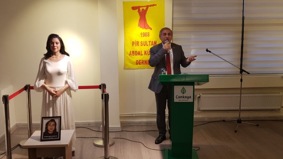 Madımak'ta katledilen İnci T&uuml;rk'&uuml;n heykeli yapıldı