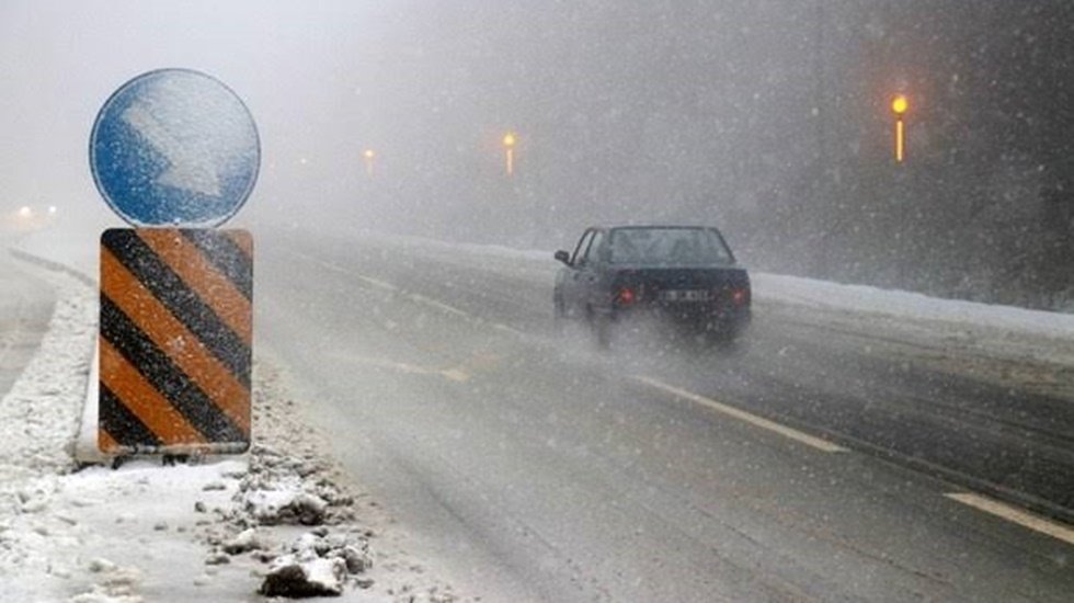 Meteoroloji uyardı: Kuvvetli kar yağışı, fırtına ve sağanak bekleniyor