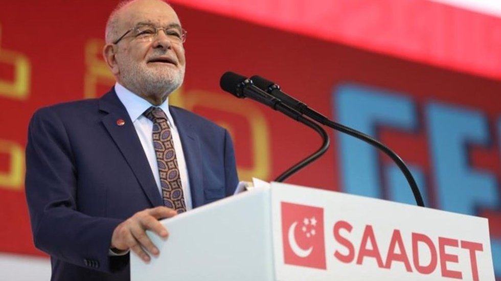 Temel Karamollaoğlu'ndan amirallere tam destek