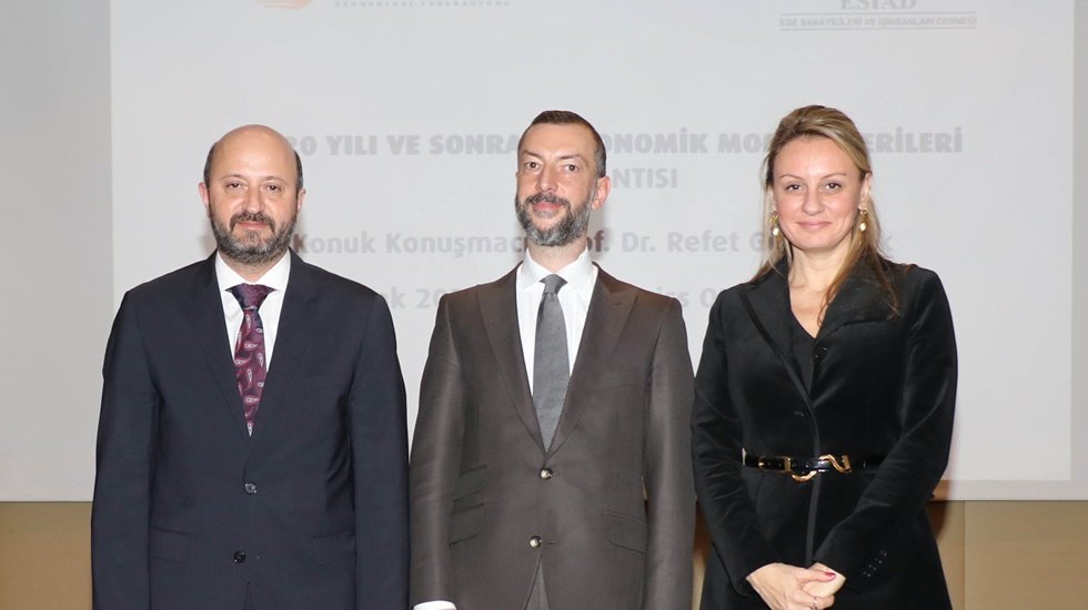 Sivri: &ldquo;Yeni bir ekonomik iklime ihtiyacımız var&rdquo;