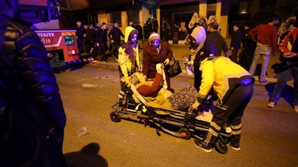Yangın: 4 kişi yaşamını yitirdi