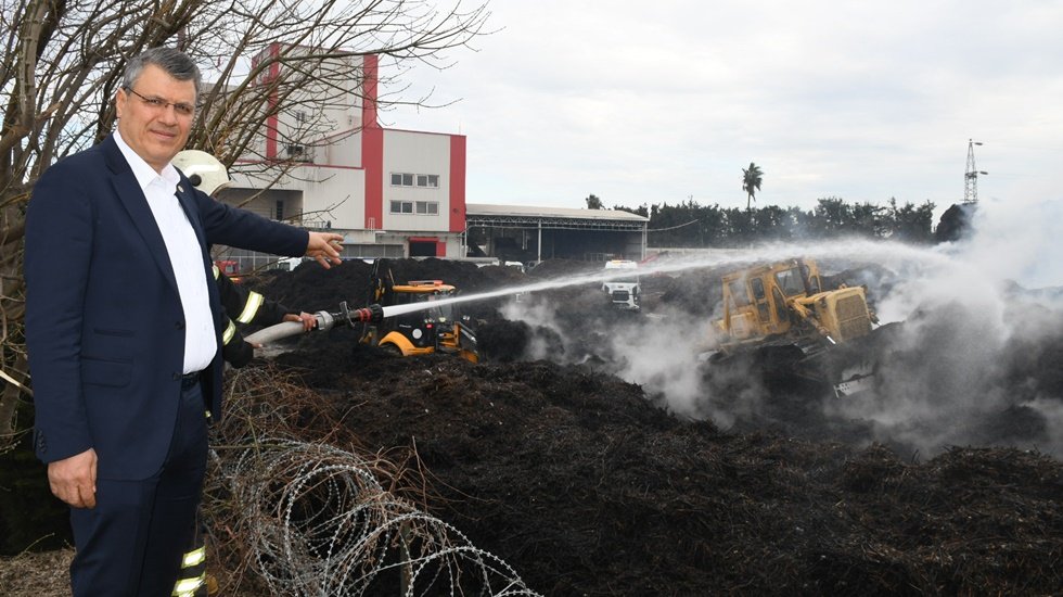 Barut: "Ekonomik krizin vurduğu &uuml;lkemizde fabrikalarımız da yanıyor&rdquo;