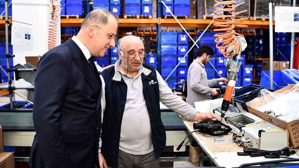 Çalik: Üretim bir ülkenin ekonomisi için oldukça önemli   