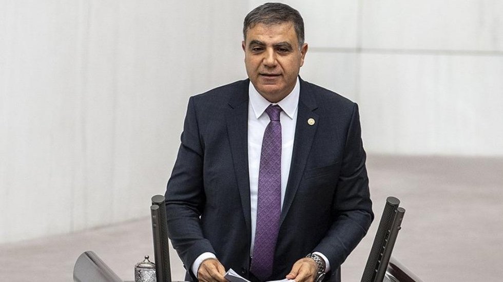 CHP&rsquo;li G&uuml;zelmansur: Anne babalar &ccedil;aresizlikten kendini yakıyor!