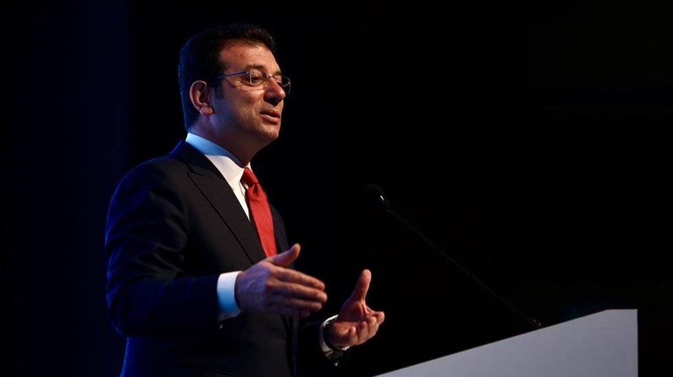 İmamoğlu'ndan gözaltılara tepki: Adına polis diyemeyeceğim bir grup kendini bilmez