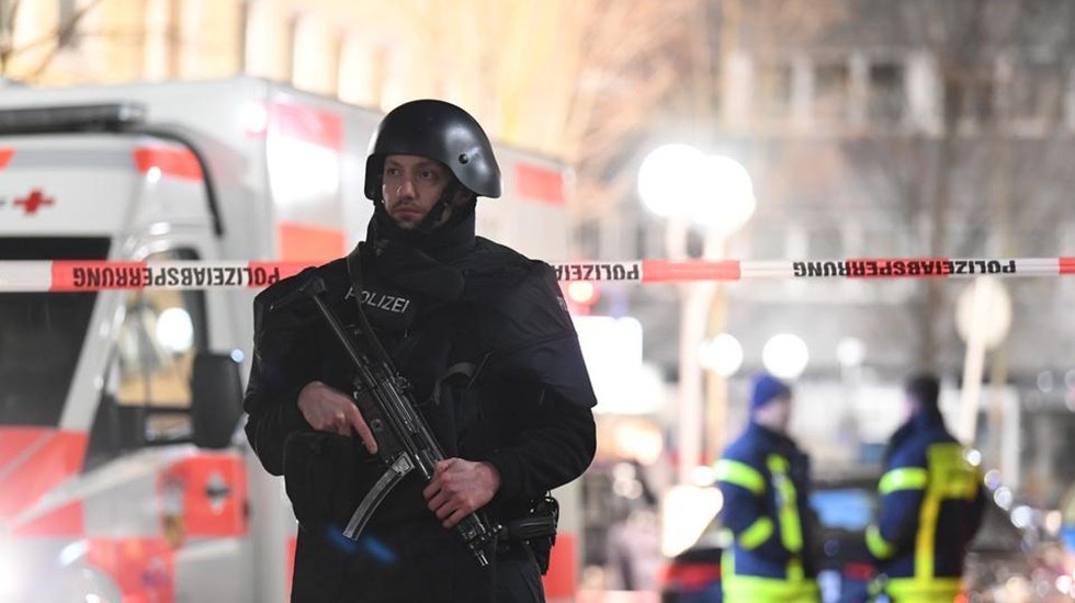 Katliam: Aralarında T&uuml;rklerinde olduğu 11 kişi hayatını kaybetti!