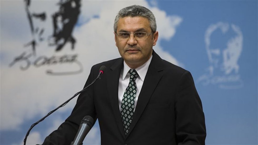 Salıcı: "İktidarın kurgusu CHP ile HDP&rsquo;yi yan yana getirmek&rdquo;