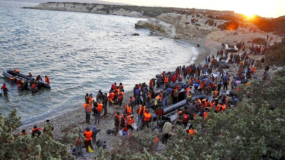 &ldquo;AB, Yunan adalarına sığınanlara evlerine d&ouml;nmeleri i&ccedil;in para teklif edecek&rdquo;