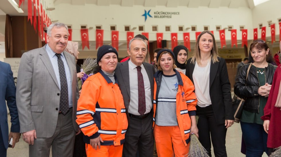 Başkan Çebi, kadın çalışanlarla buluştu