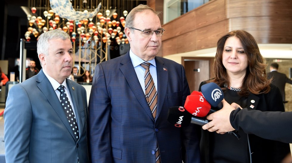 CHP: &Ouml;zko&ccedil;'un s&ouml;zlerinde 'keşke&rsquo; dediği hi&ccedil;bir şey yok