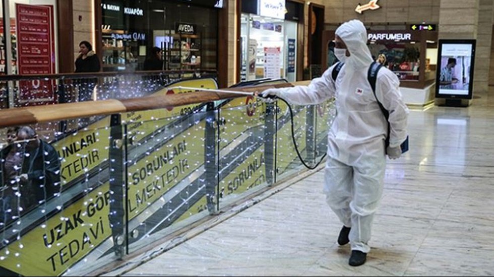 Dikkat! AVM&rsquo;lerde vir&uuml;s saati uygulaması
