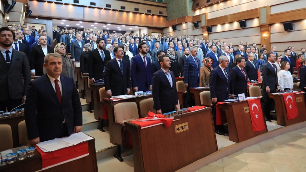 İBB meclisinde 'vatan haini' gerginliği