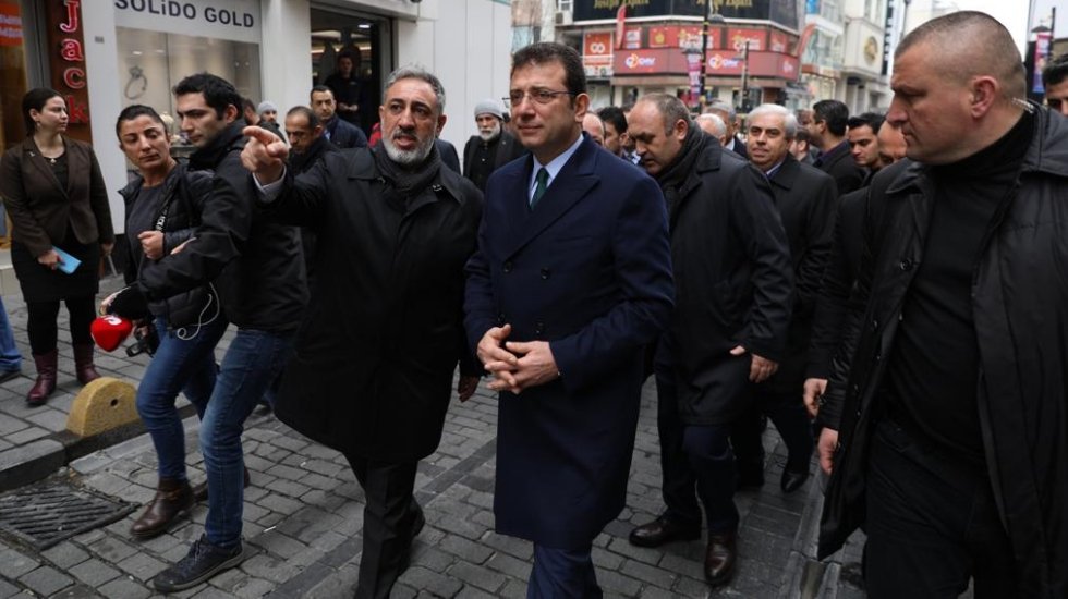 İmamoğlu'ndan Koronavir&uuml;s a&ccedil;ıklaması: Toplu taşıma ara&ccedil;larında yoğun bir dezenfekte &ccedil;alışması i&ccedil;indeyiz