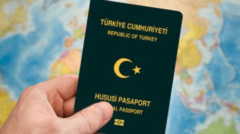 Koronavir&uuml;s tedbiri: Kamu personelinin yurt dışına &ccedil;ıkışı durduruldu