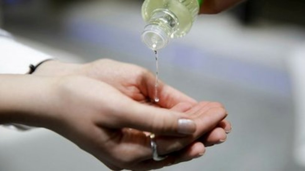 "Bayram şekeri değil de belki kolonya alabilirim"