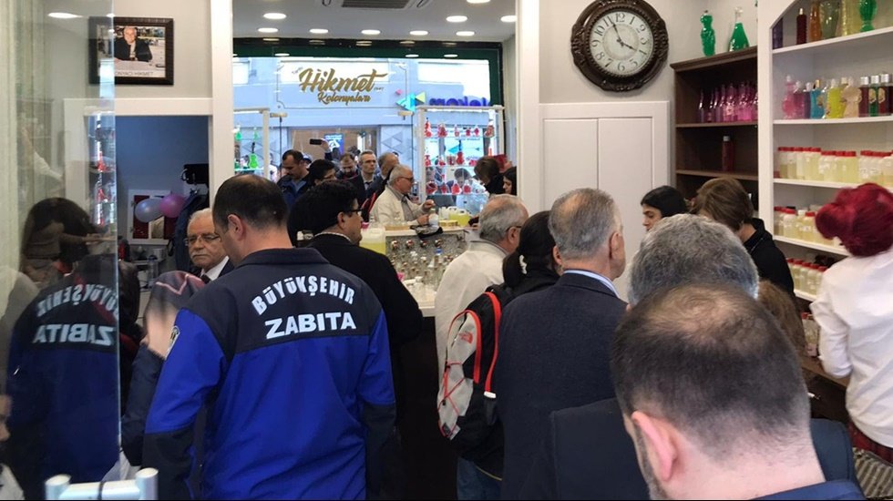 Zabıta ve Ticaret İl M&uuml;d&uuml;rl&uuml;ğ&uuml;nden kolonyacılara denetim