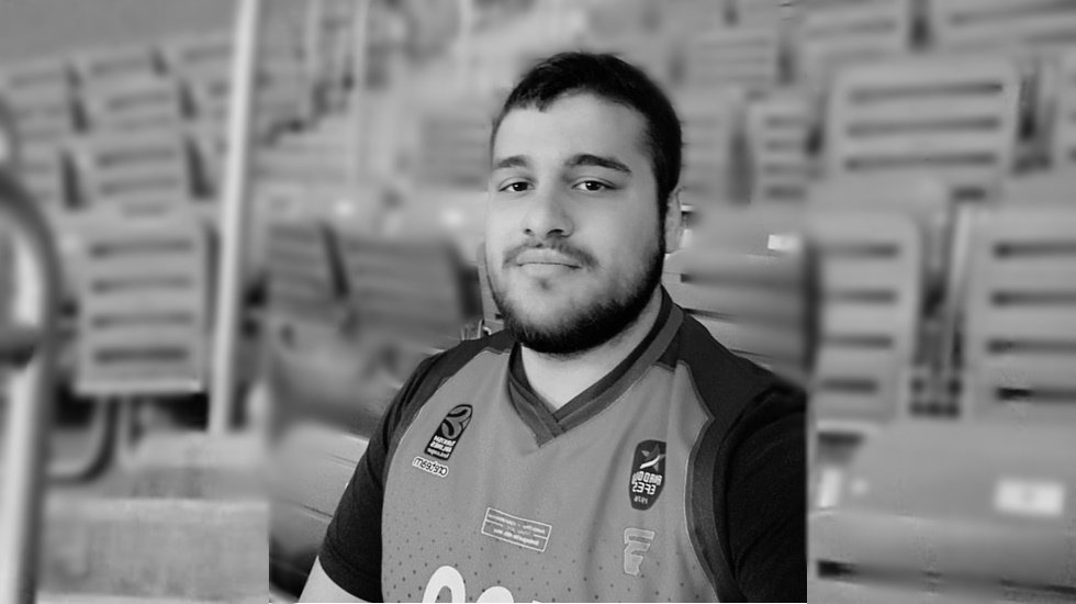 22 yaşındaki gen&ccedil; koronavir&uuml;sten yaşamını yitirdi