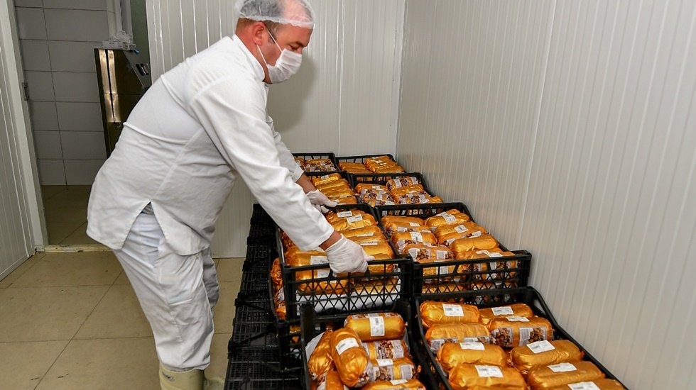 B&uuml;y&uuml;kşehir gıda paketlerine kavurma da ekledi