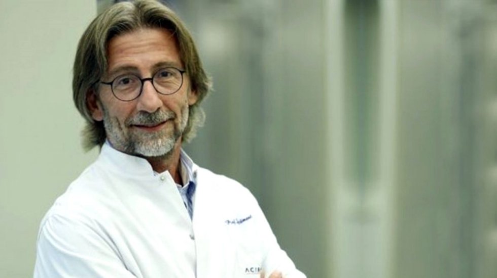 Prof. Dr. Erc&uuml;ment Ovalı aşı &ccedil;alışmalarıyla ilgili a&ccedil;ıklama yaptı