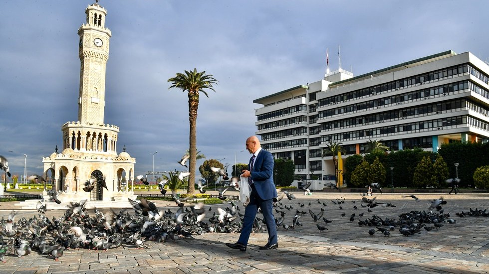 İzmir&rsquo;e uluslararası &ouml;d&uuml;l