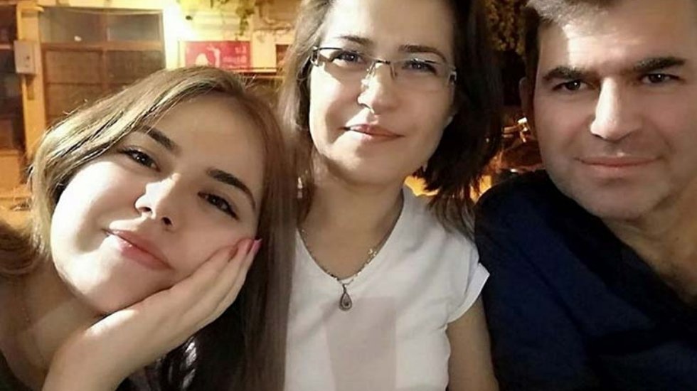 &ldquo;Kızımın katili salıveriliyor; edeceğim beddua s&ouml;zlere sığmaz&rdquo;