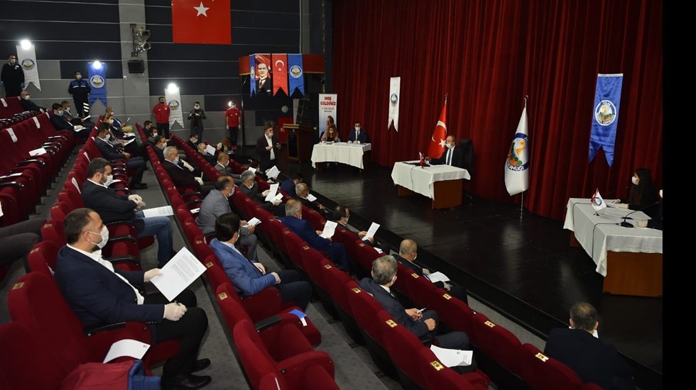 Avcılar Belediye Meclisi olağanüstü toplandı.