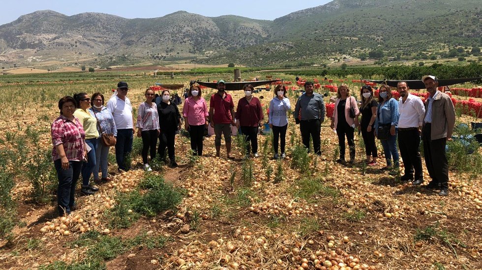 CHP&rsquo;li vekillerden tarımsal &uuml;retim yapan yetiştirici ve &ccedil;ift&ccedil;ilere destek &ccedil;ağrısı