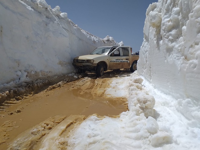https://yenisoluk.com/uploads/2020/05/g&ouml;ktepe karlıyol (3)