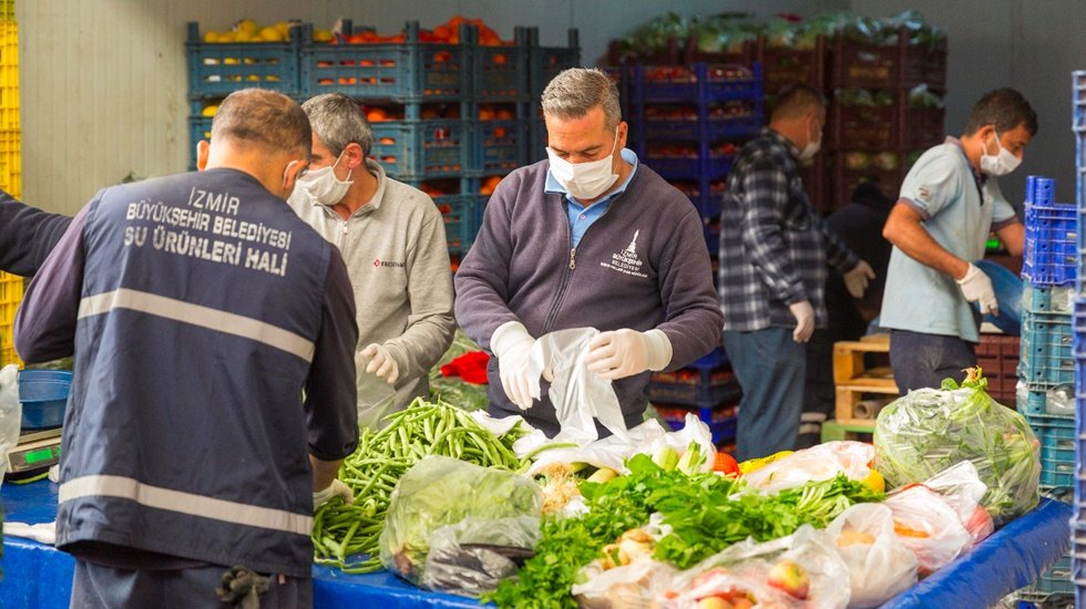 Sebze Meyve Hali esnafından &lsquo;Biz Varız&rsquo; dayanışmasına destek