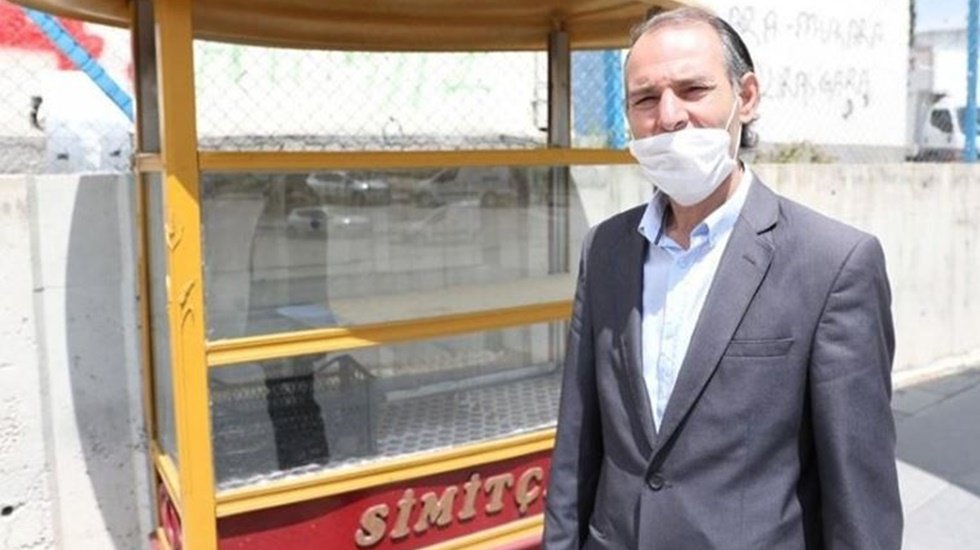 T&uuml;rkiye&rsquo;yi ağlatan baba konuştu: &lsquo;İşsizlik zor ama işsiz baba olmak daha zor&rsquo;