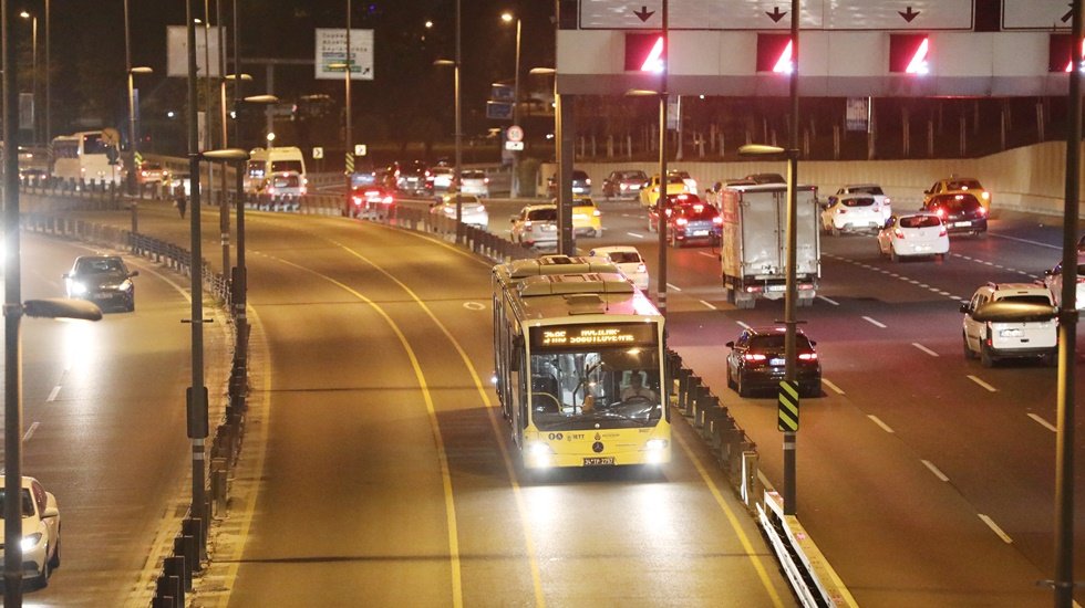 İstanbul’da, günlük yolculuk, 3 milyon 700 bini geçti