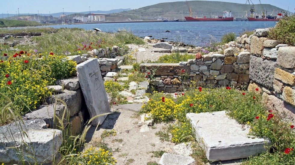 KYME&rsquo;de SİT derecesi d&uuml;ş&uuml;ren karara İzmir B&uuml;y&uuml;kşehir de imza atmış!