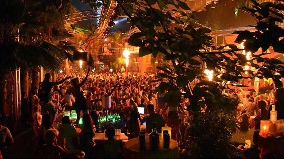 Marmaris'te yasaklar kaldırıldı