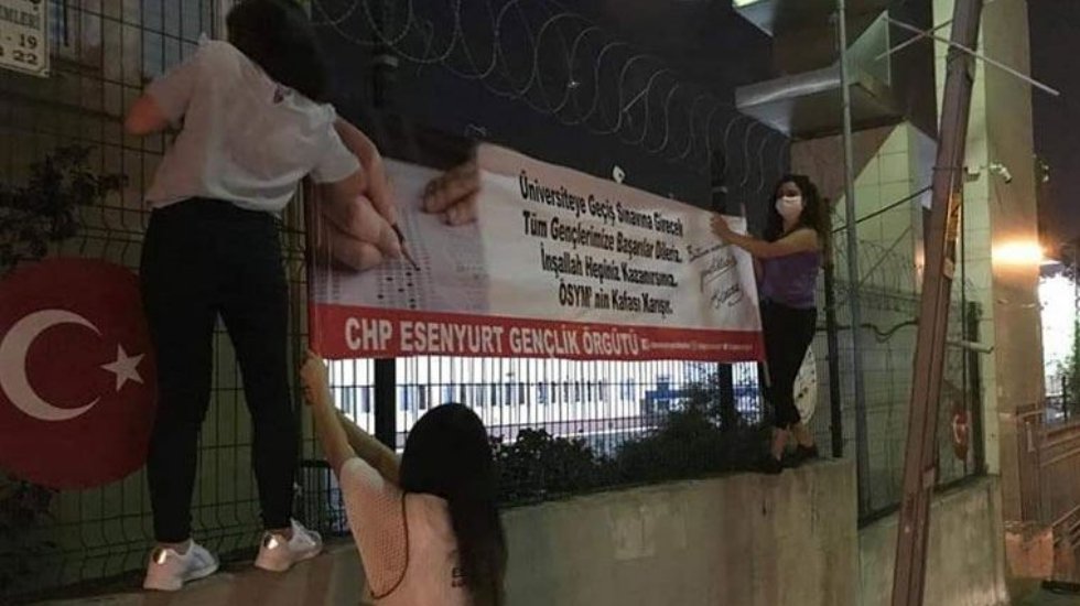 &Uuml;niversite sınavına girecek 2 CHP'li gen&ccedil; ifadeye &ccedil;ağrıldı!