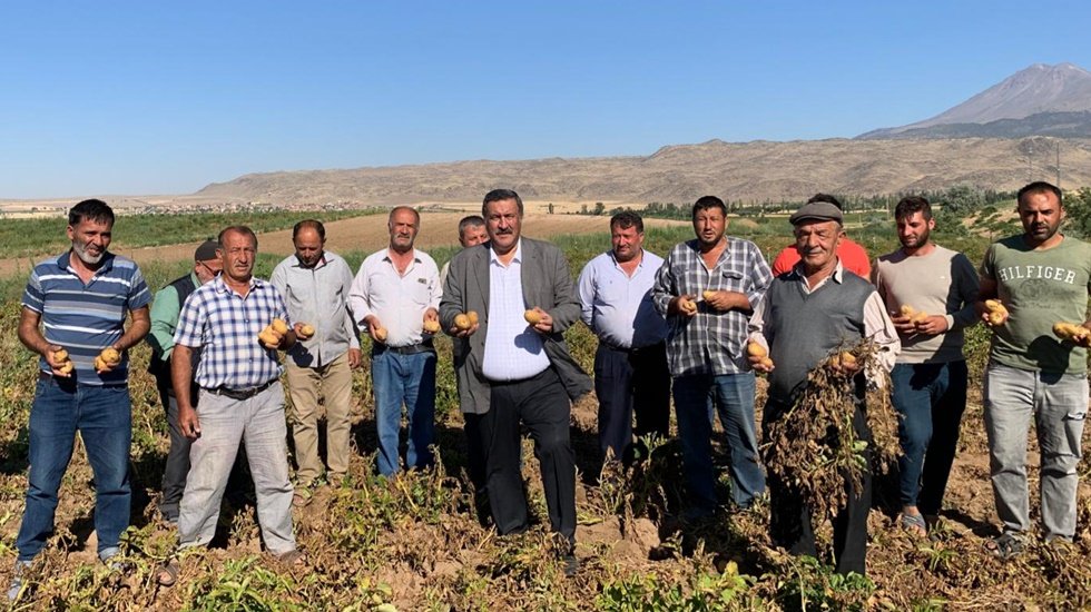 “1 ton patates 1 çeyrek altın etmiyor”