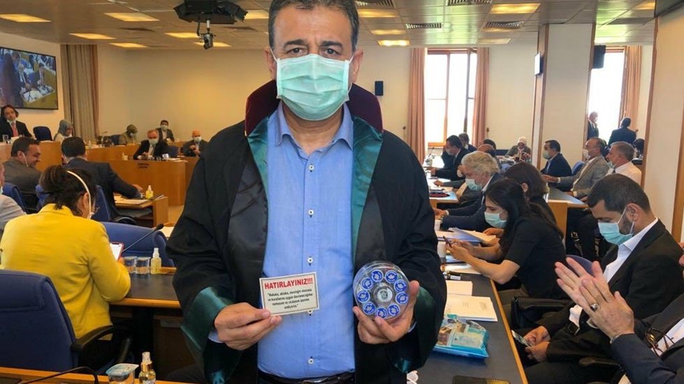 Bulut: "İktidarın sunduğu yasa teklifiyle barolarda paralel yapı kuruluyor"
