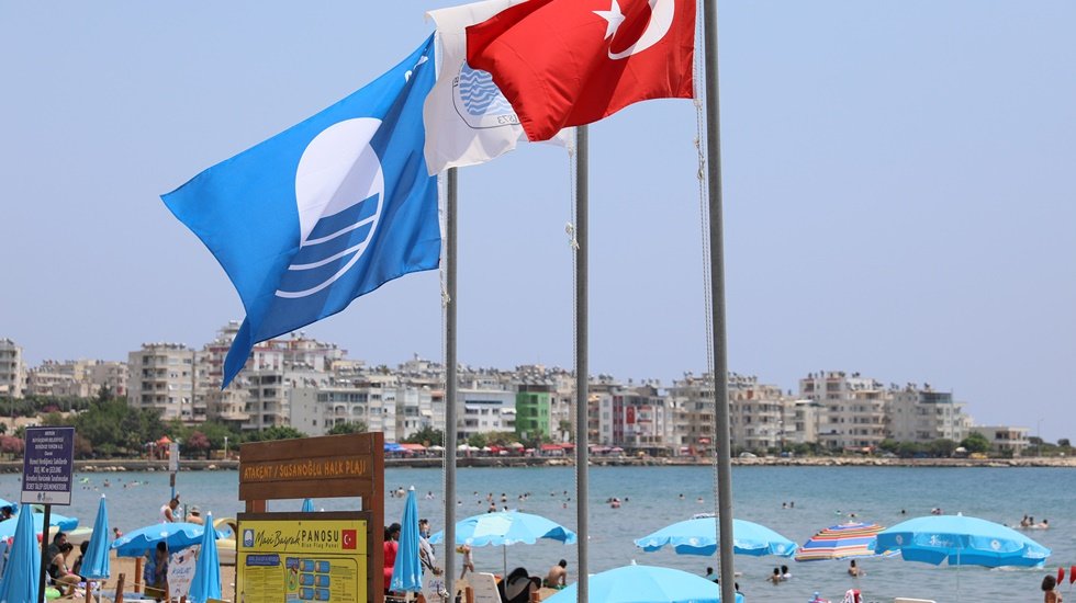 B&uuml;y&uuml;kşehir&rsquo;in Mavi Bayraklı Plajları 33 kriteri yerine getirdi
