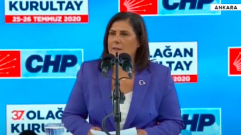 CHP Kurultayı'nda Divan Başkanlığı'na &Ouml;zlem &Ccedil;er&ccedil;ioğlu se&ccedil;ildi