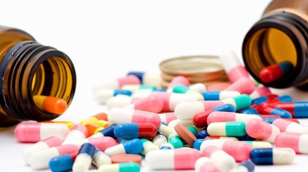 Uzmanlar'dan vitamin uyarısı: Leblebi gibi tüketmeyin!