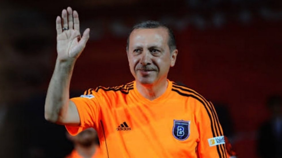 Erdoğan bir kez daha yeşil sahalara iniyor! Soylu kadroda mı?