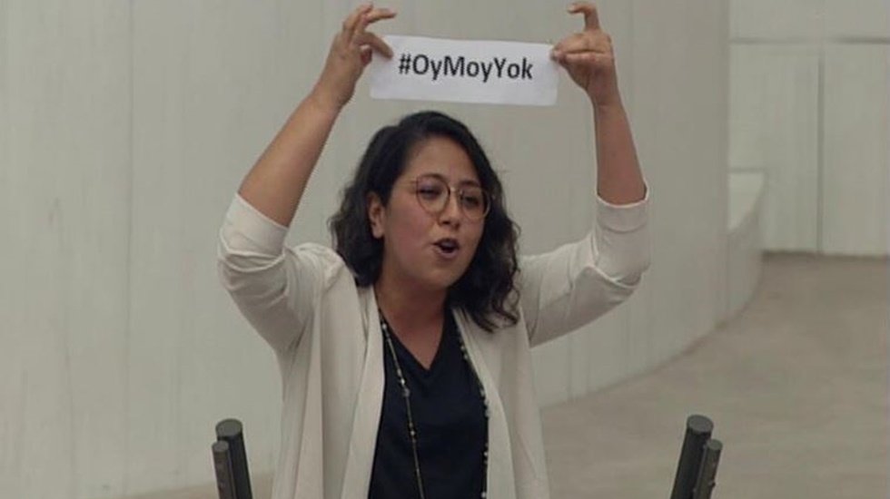 Kadıgil: &ldquo;&Ouml;n&uuml;m&uuml;zdeki se&ccedil;imde oy verecek her beş kişiden biri Z kuşağından&rdquo;