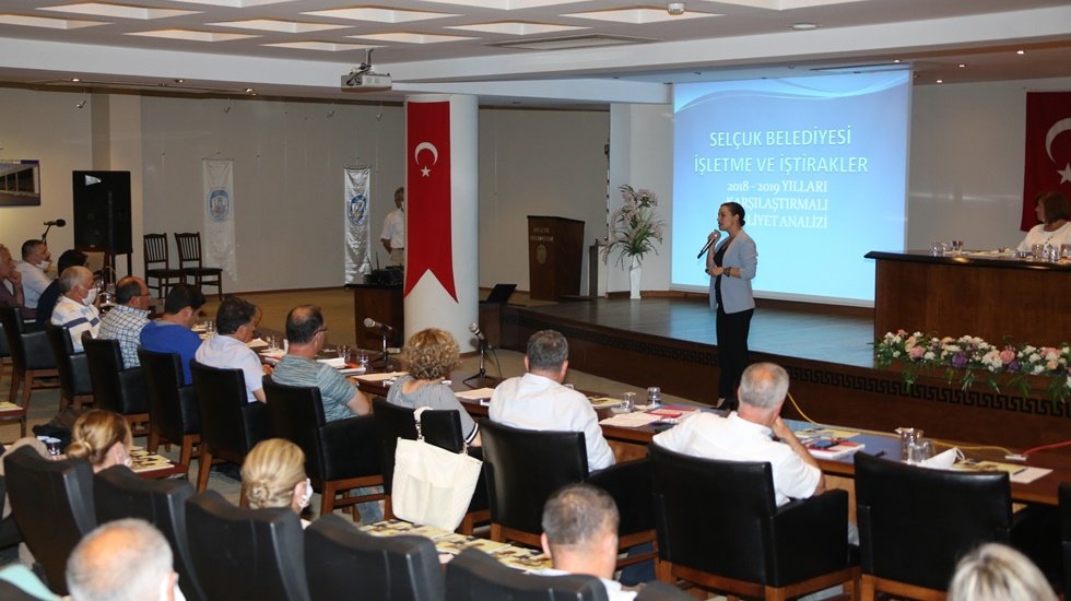 Sengel: Zorluklara rağmen &ouml;zveri ile &ccedil;alışıyoruz