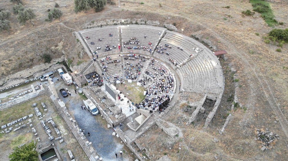 2 bin 400 yıllık Asklepion Tiyatrosu’nda tarihi karar