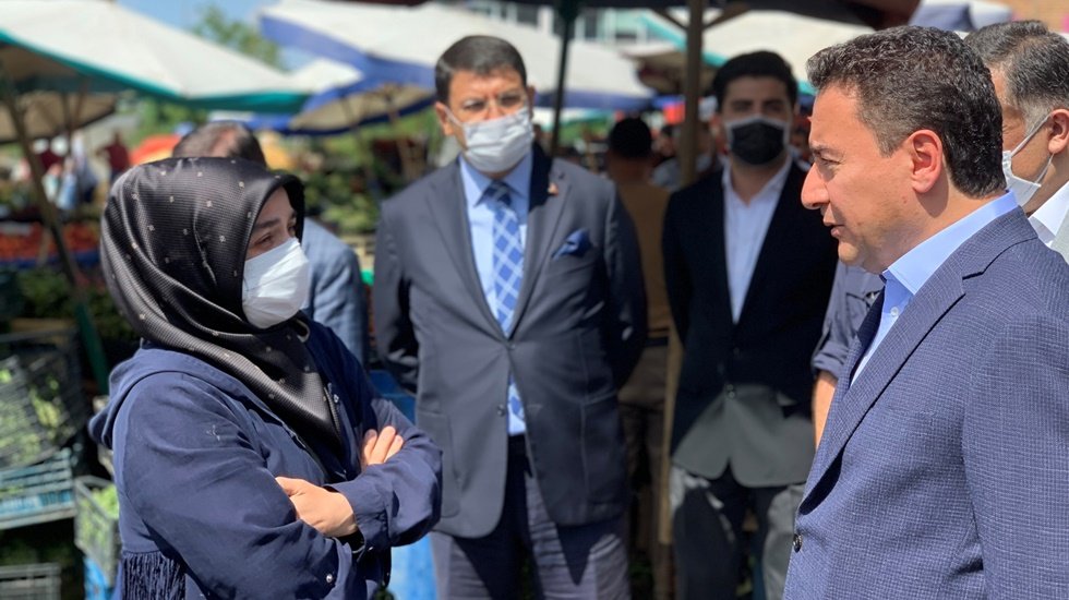 Babacan: &ldquo;&Ccedil;alışıyoruz siz se&ccedil;erseniz geleceğiz.&rdquo;