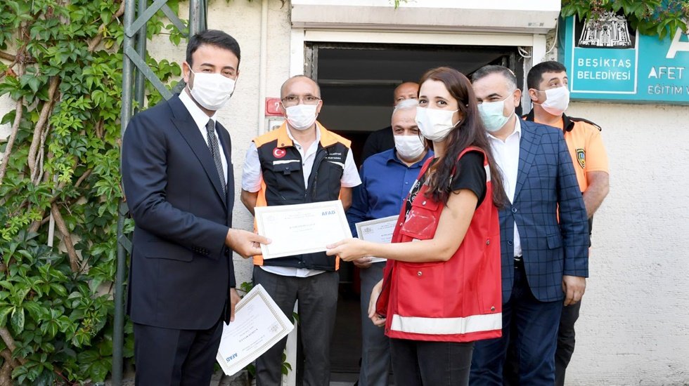 Beşiktaş Belediye personeli ‘Afet Eğitimi’ aldı