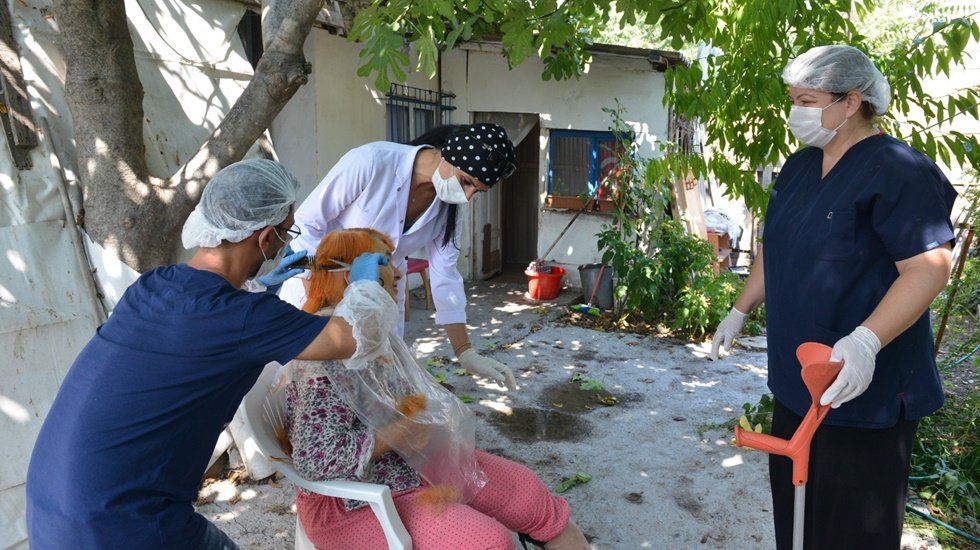 Çaresiz kalan 86 yaşındaki kadının imdadına Avcılar Belediyesi yetişti