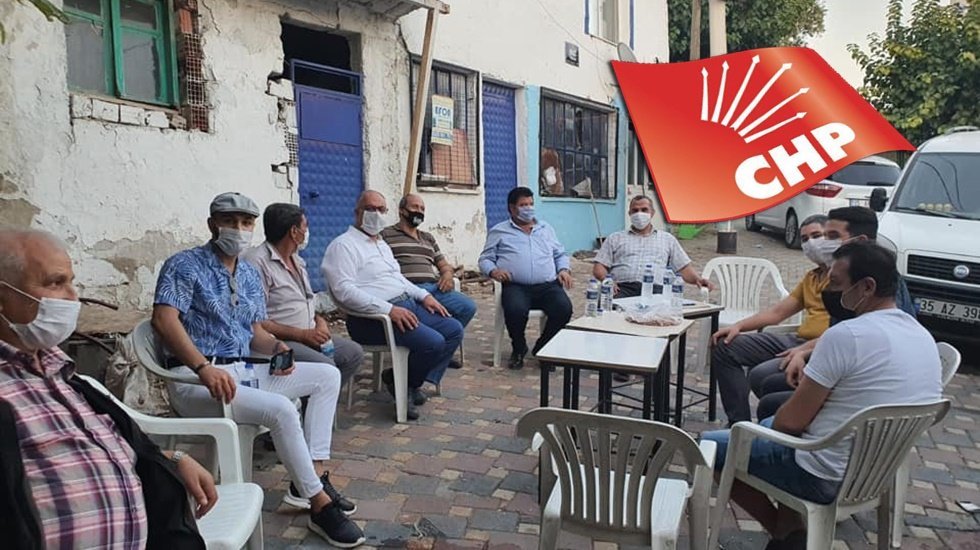 CHP Kemalpaşa &ouml;rg&uuml;t&uuml;, &uuml;ye ve g&ouml;n&uuml;ll&uuml;lere anketle ulaşıyor