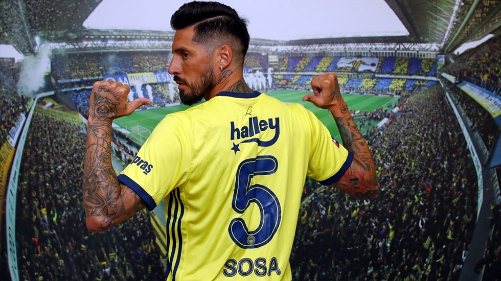 Fenerbahçe Jose Ernesto Sosa ile 2 yıllık sözleşme imzalandı